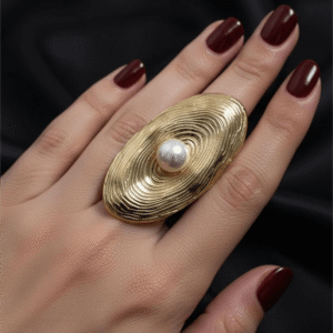 Zenith Pearl Oval Ring Golden